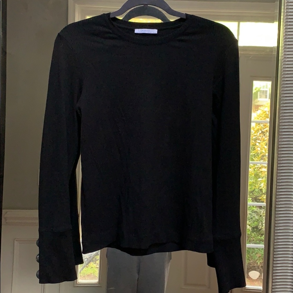 Zara Basica long sleeve w/ buttons | Size L